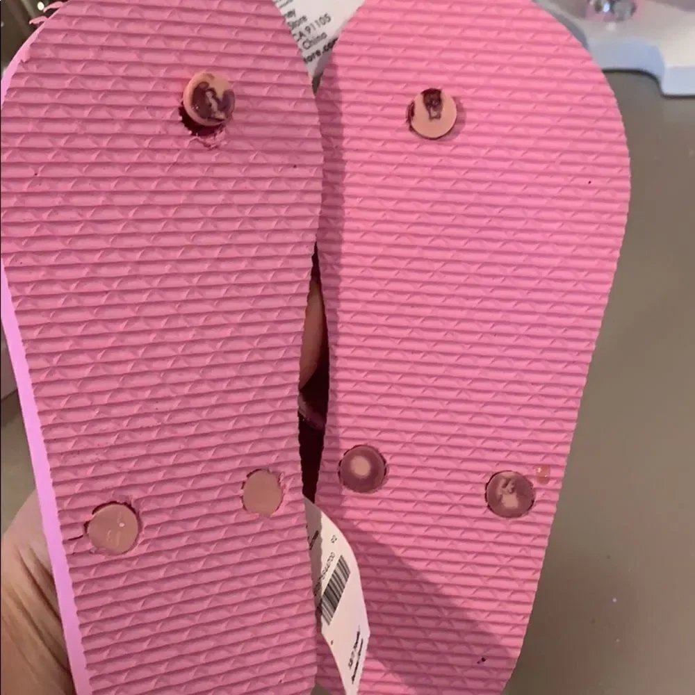 Disney flip- flaps